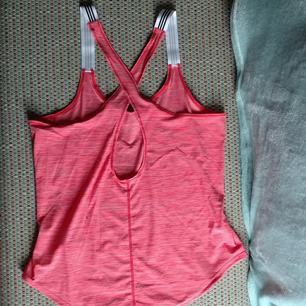 Adidas work out tank - Picture 2 of 3